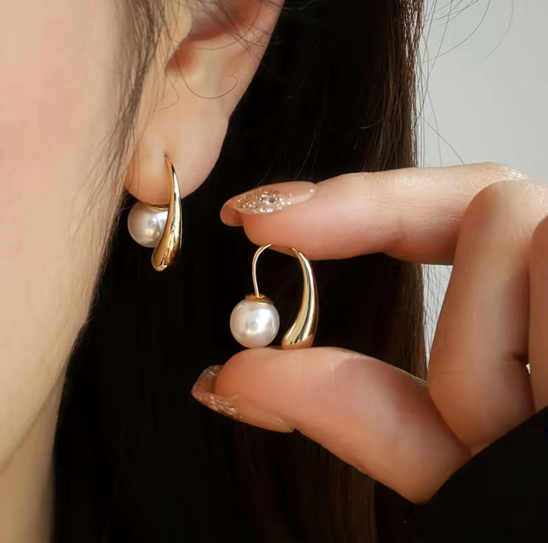 Golden Droplet Faux Pearl Earrings